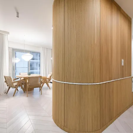 Dom & House - Yacht Park * غدينيا